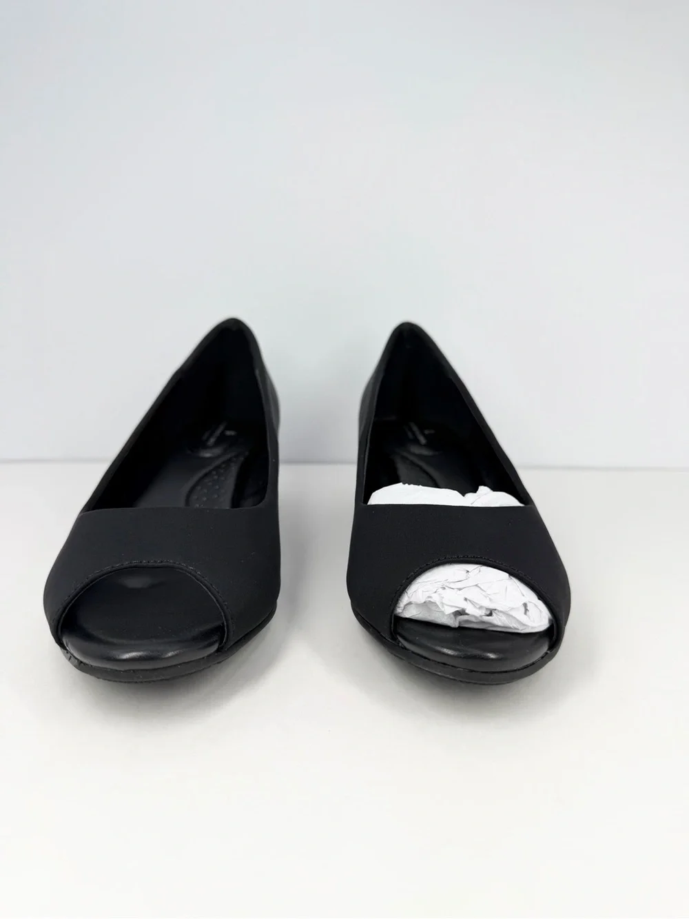 Bandolino Women's Candra Low Wedge Peep Toe Dress Pumps Size 8.5M